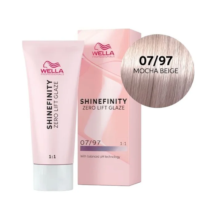Coloración brillo Shinefinity Surreal 07/97 rubio medio ahumado marrón Wella 60ML
